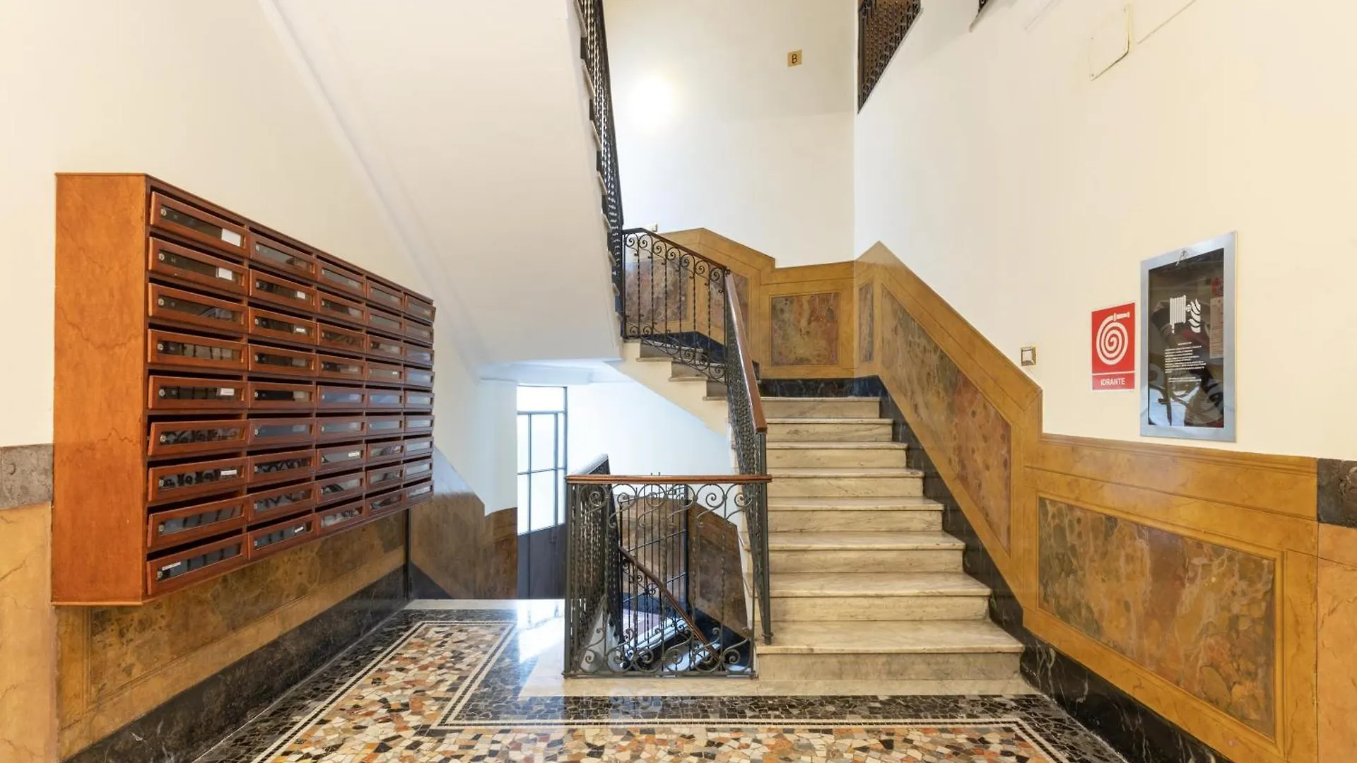 Modern Two-Room Apartment Solari - Mirable Pm Milánó
